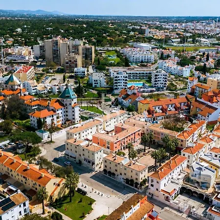 Walk To Marina & - Renovated - Parking